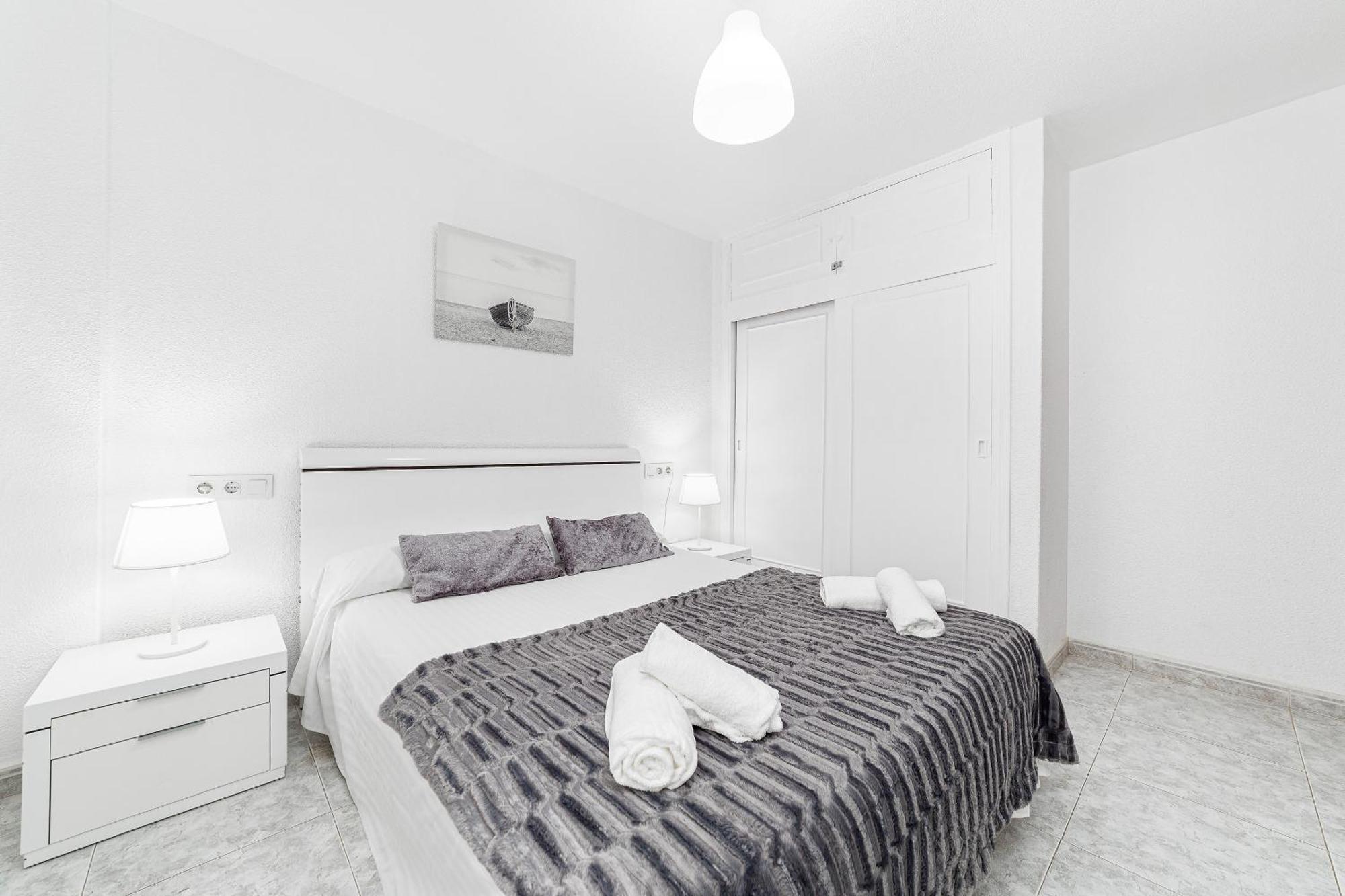 Luxury Primerisima Linea Playa Poniente Benidorm Con 6,5 Mts De Vistas Frontales Al Mar Exterior foto